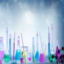 Tahran'daki Sina Chemical Distribütörlerinin laboratuvar ekipmanları ve kimyasal malzemeleri