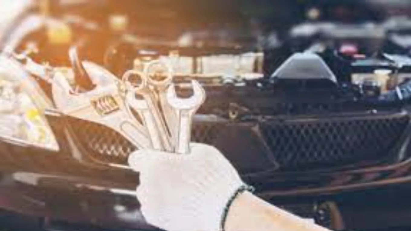 Specialized Mazda repair shop in Shiraz