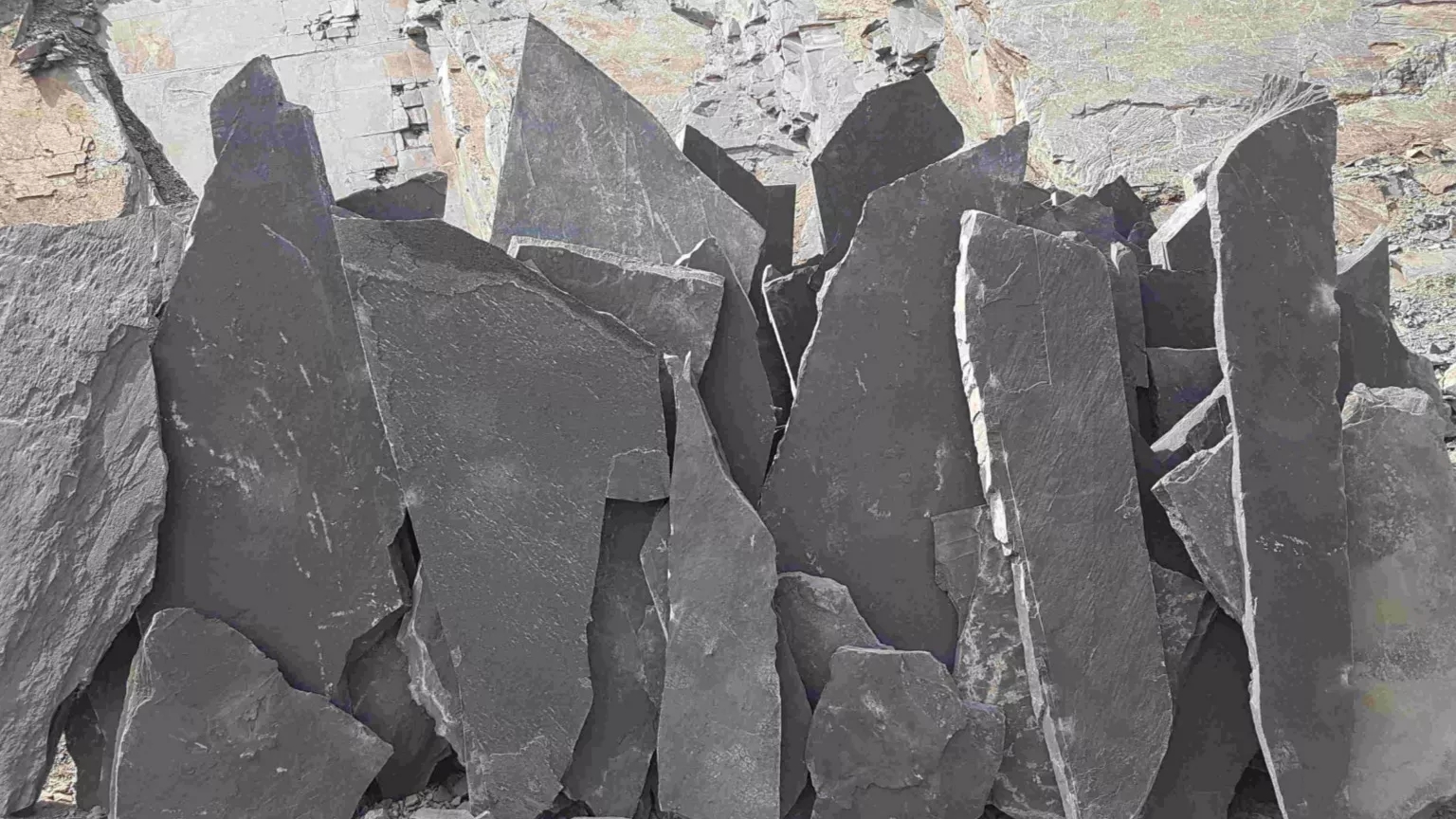 Tahran, Shemiranat'ta Migon taş ocağı ve kesme