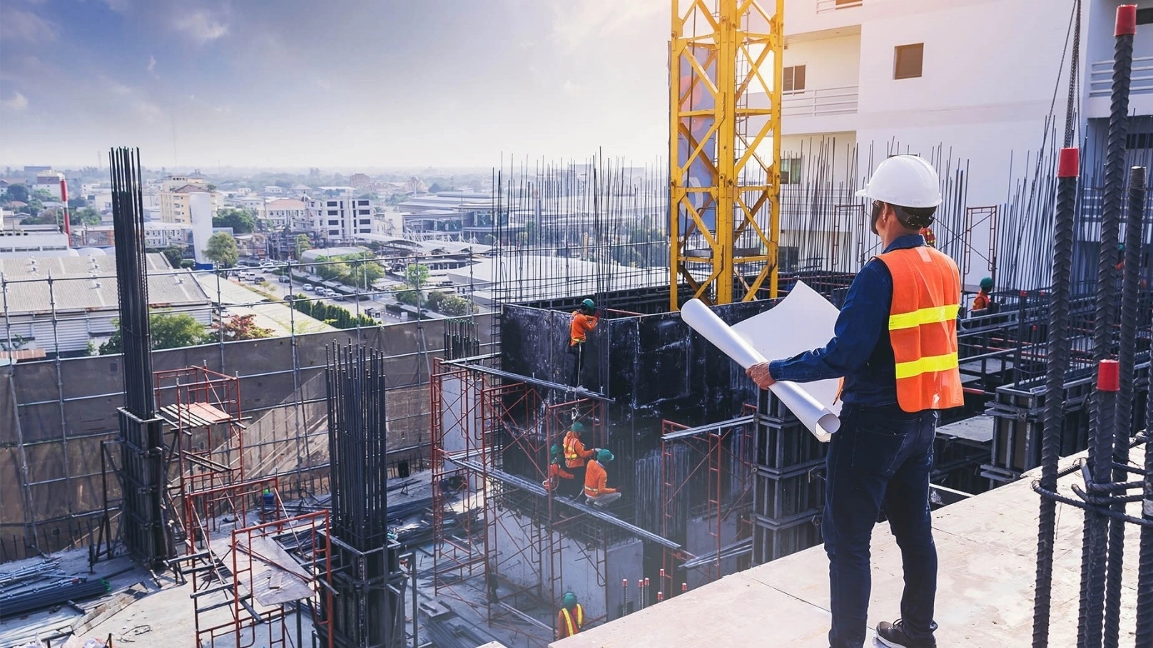 مكتب هندسة البناء الرائع في رشت