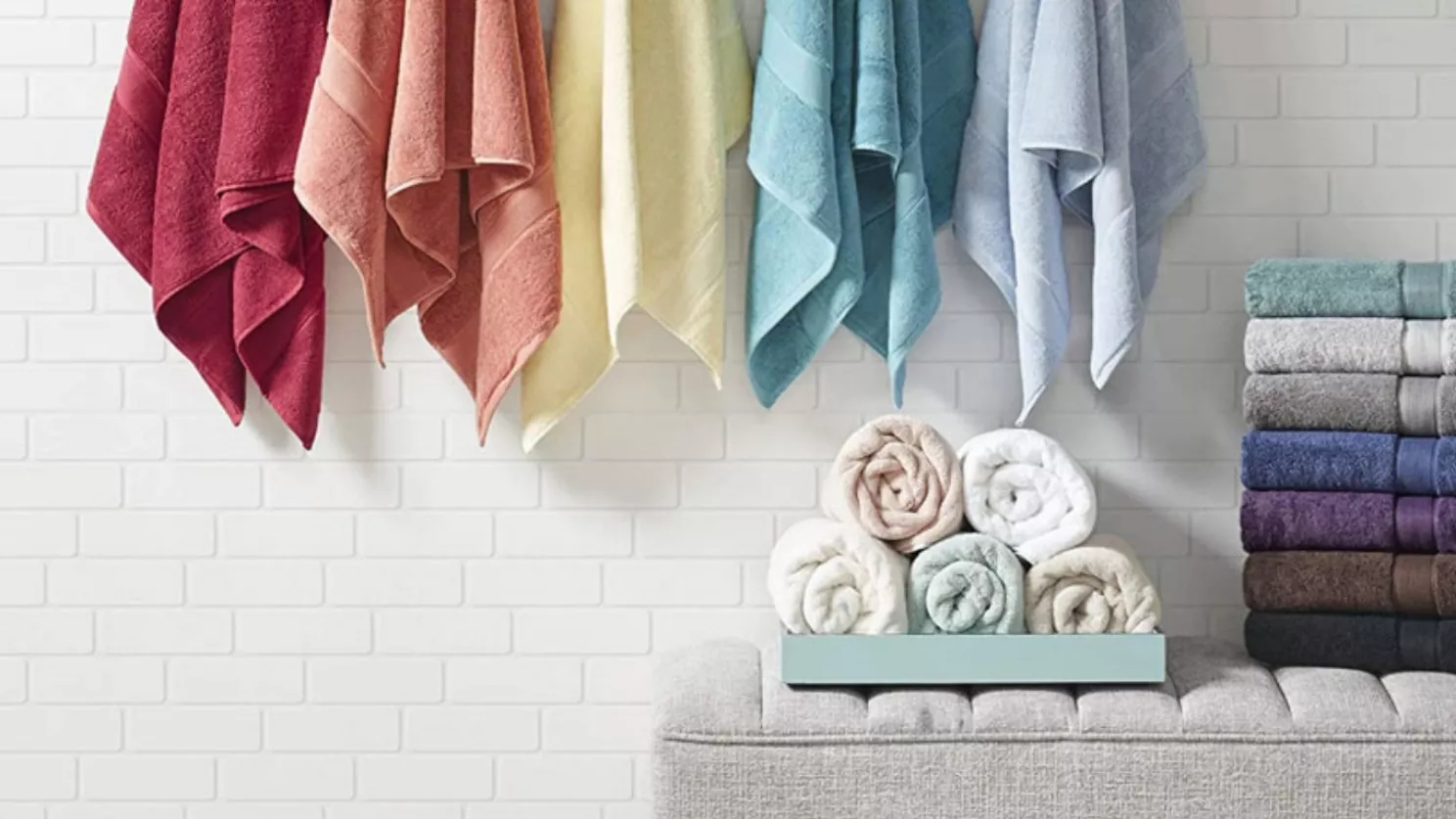 Why do towels lint?