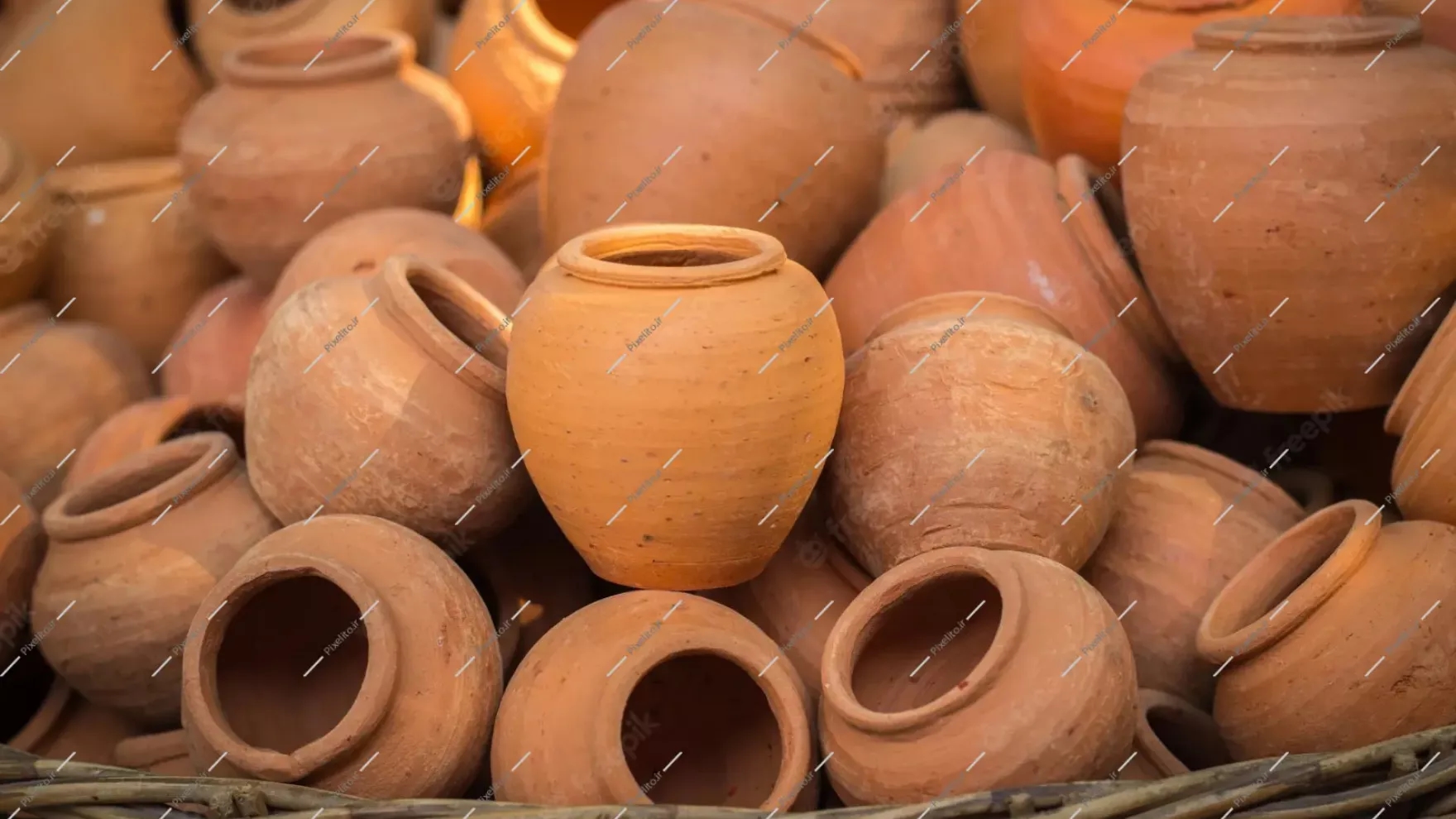 Introducing various pottery techniques and their history Introducing various pottery techniques and their history