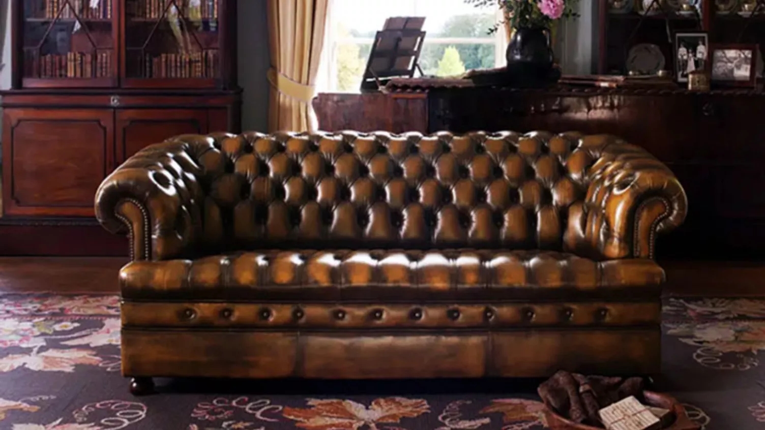 Chesterfield kanepe nedir ve diğer kanepelerden farkı nedir?