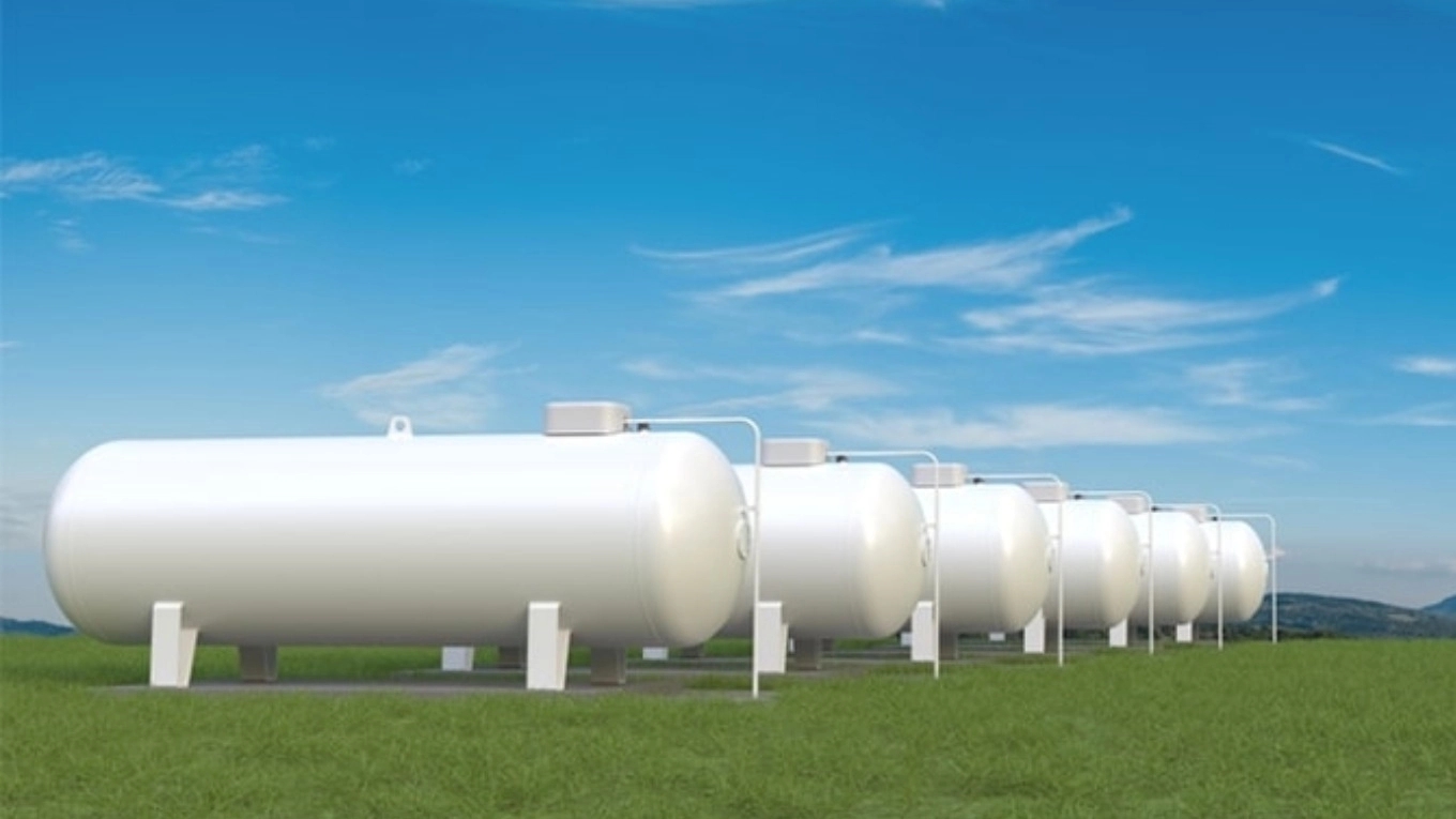 Bagh'da sıvılaştırılmış gaz tanklarının ve Khorramdasht Karaj'da Villa Sarvari'nin satışı