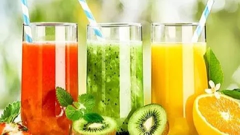 تفاوت آبمیوه های طبیعی و صنعتی