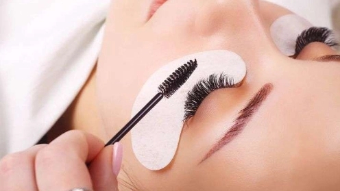 Safi eyelash extension in Rasht