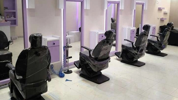 Hairdressing equipment needed to set up a beauty salon