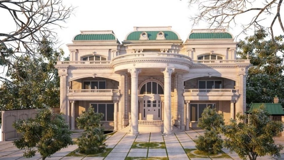 What is the Roman facade and the reason for its popularity in Iran?!