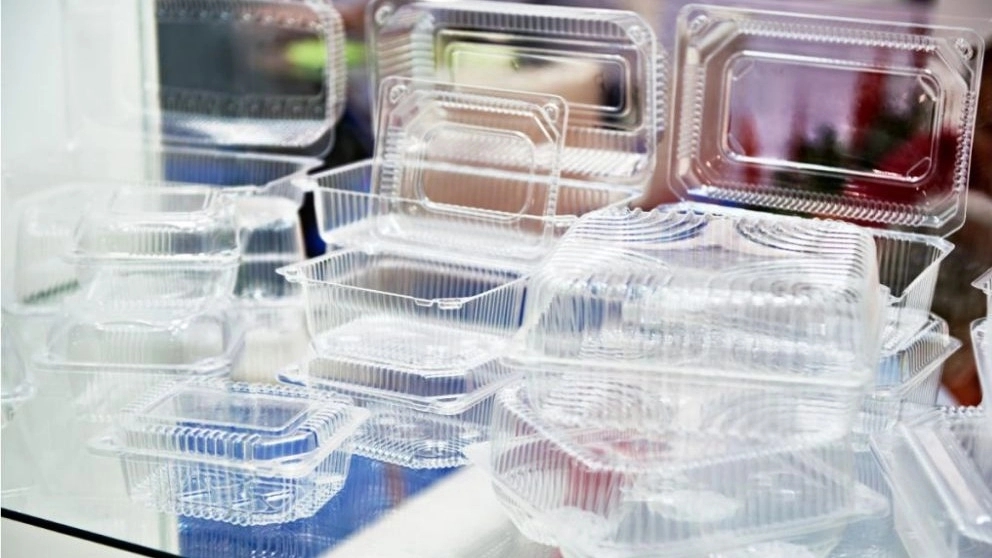 Wholesale distribution of Keihan Sepehr disposable containers in Tehran