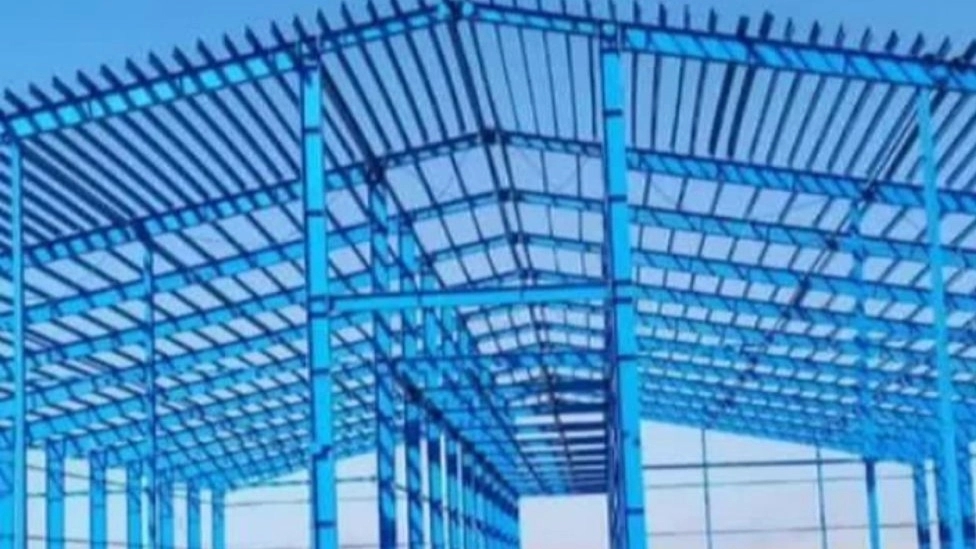 Installation of heavy light shed of the second category of Aseman Sole Mahmoudi in Hamadan