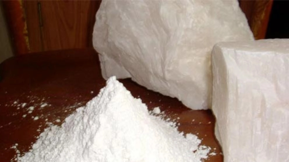 What is stone powder and what are its uses?