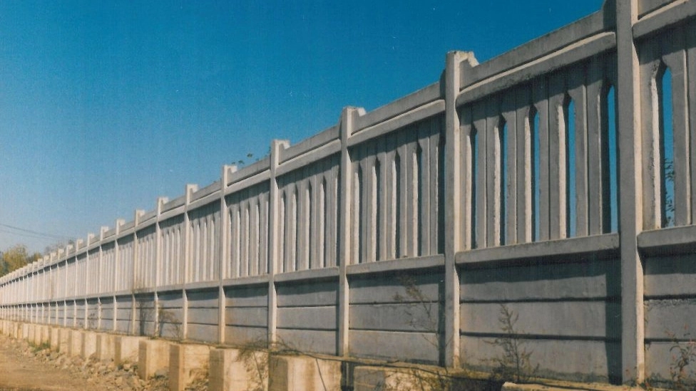 Getting to know the characteristics of prefabricated concrete fence