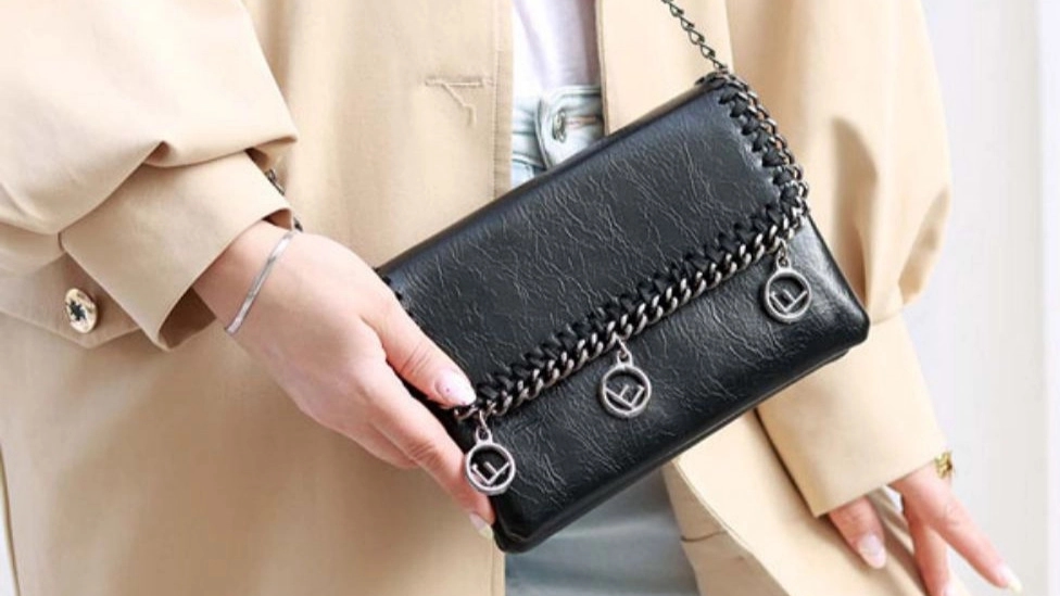 All kinds of women's bags