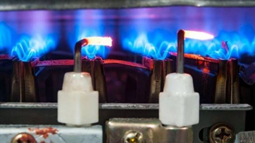 The reason why the candle of the wall and tank water heater does not light up