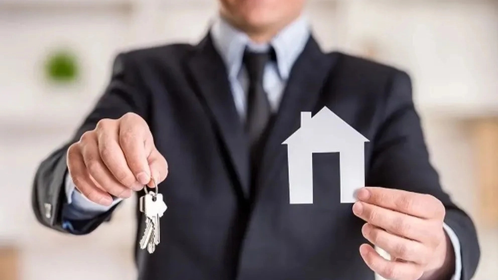 What are the characteristics of the best real estate agent?