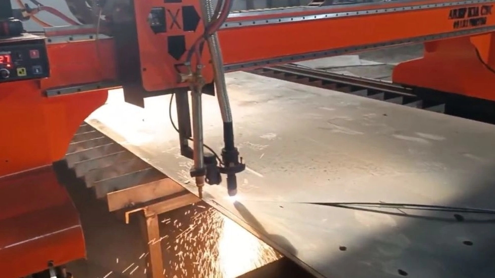 Tam otomatik CNC (plazma) kesim Tam otomatik CNC (plazma) kesim