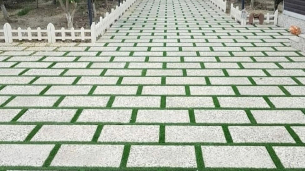 Types of concrete flooring in terms of design