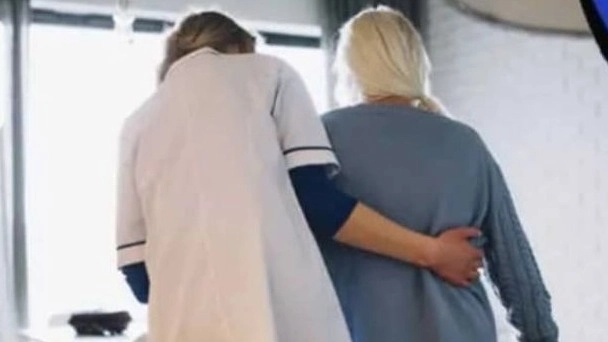6 فوائد لإبقاء كبار السن في المنزل 6 فوائد لإبقاء كبار السن في المنزل