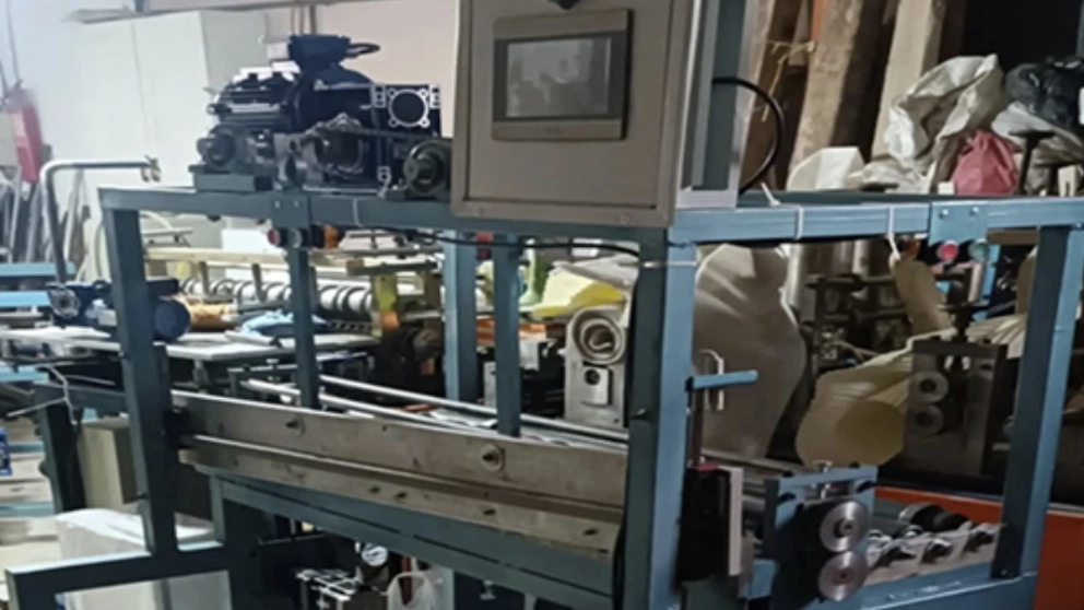 Automatic air filter net cutting machine