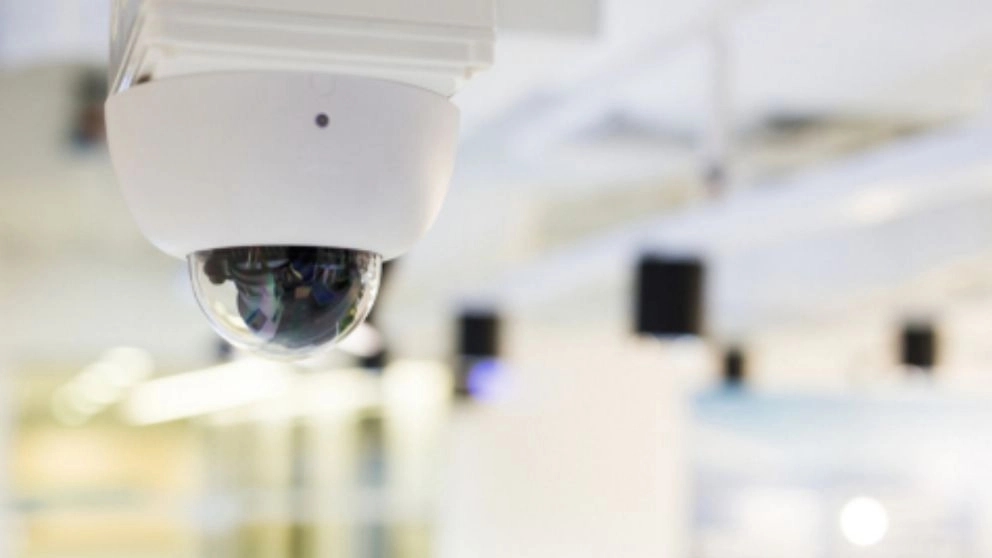 The difference between CCTV cameras for open and closed spaces