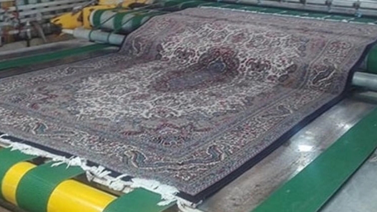 Abgineh carpet cleaning, washing all types of carpets and rugs in Garmsar