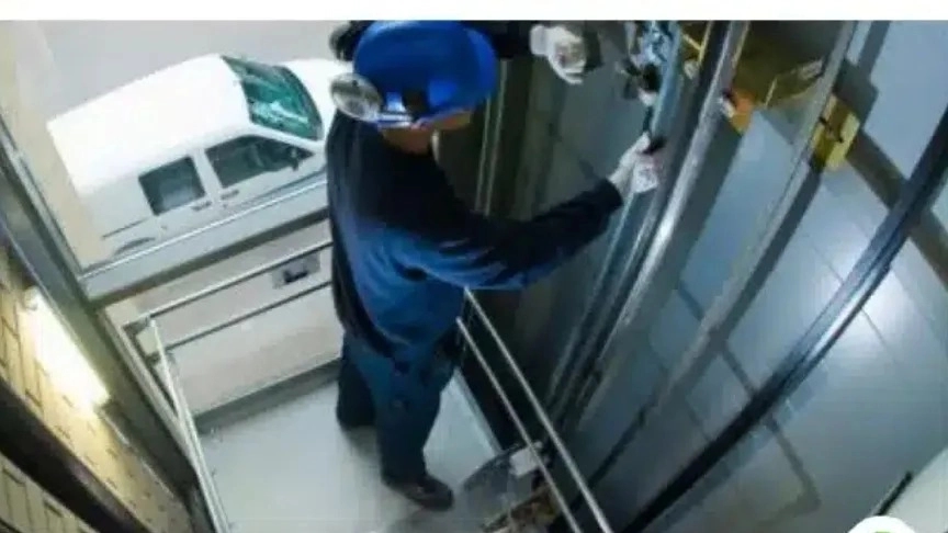 Why does the elevator break down?
