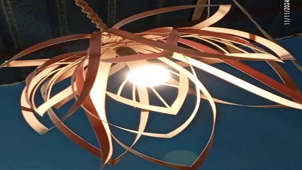 Advantages of using wooden chandeliers
