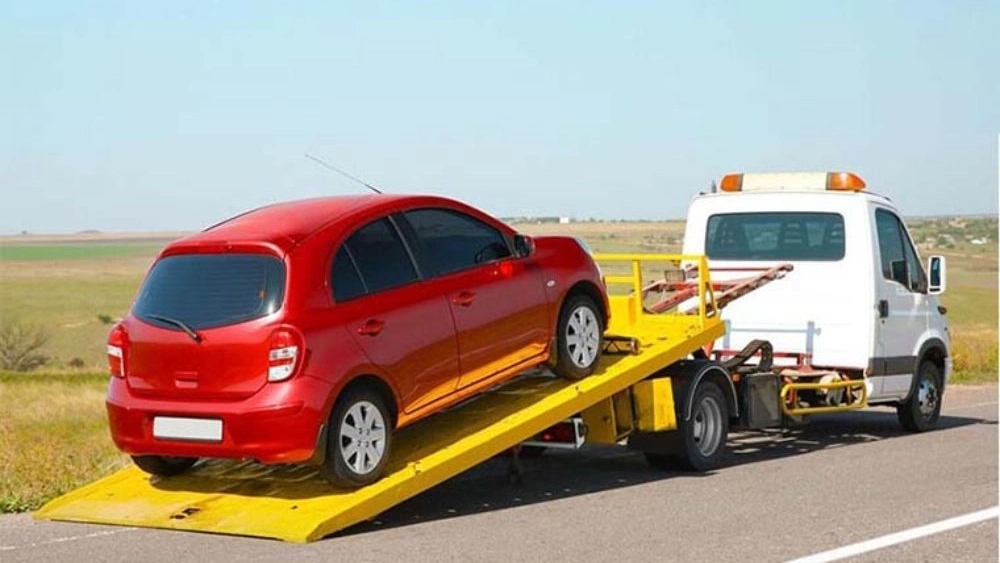 Car rescue in Bostan Abad