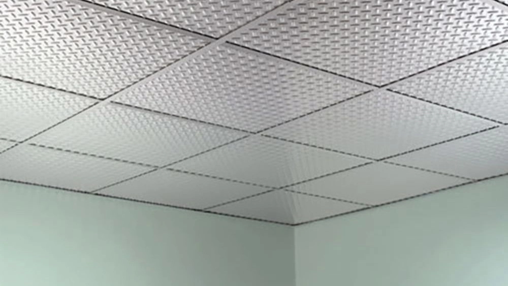 Kerman Tabaristan Radrin'de Elmas Tile Uygulaması