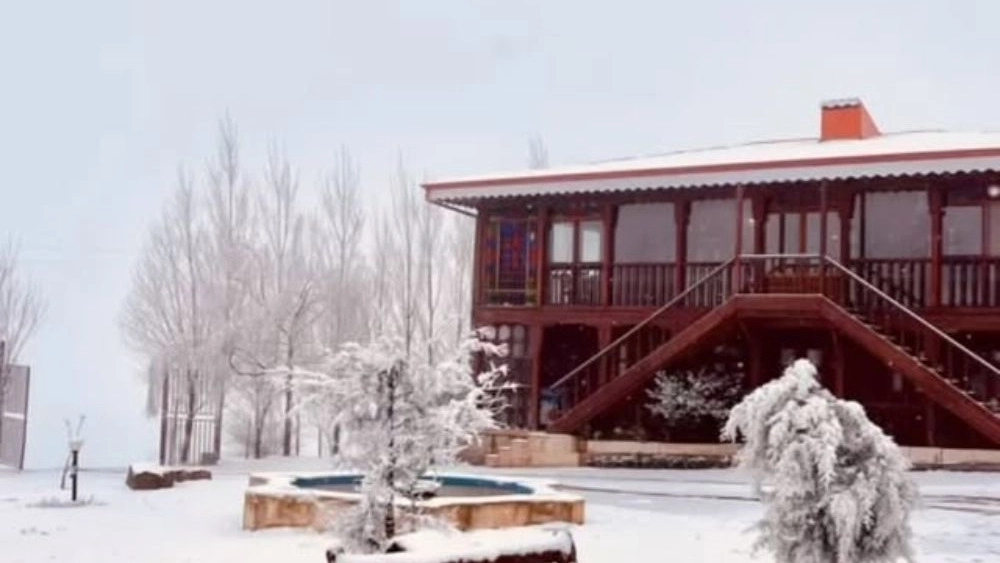 Roof Rudbar Residence, Reservation of Residence and Wooden Cottage in Gilan Village
