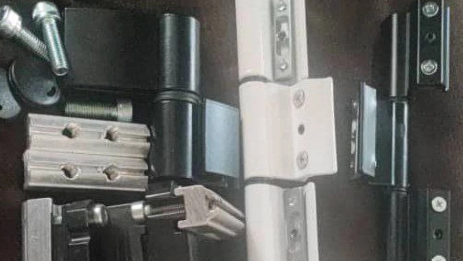 Selling Hercules pivot hinge and Soha horn lock in Kermanshah Selling Hercules pivot hinge and Soha horn lock in Kermanshah