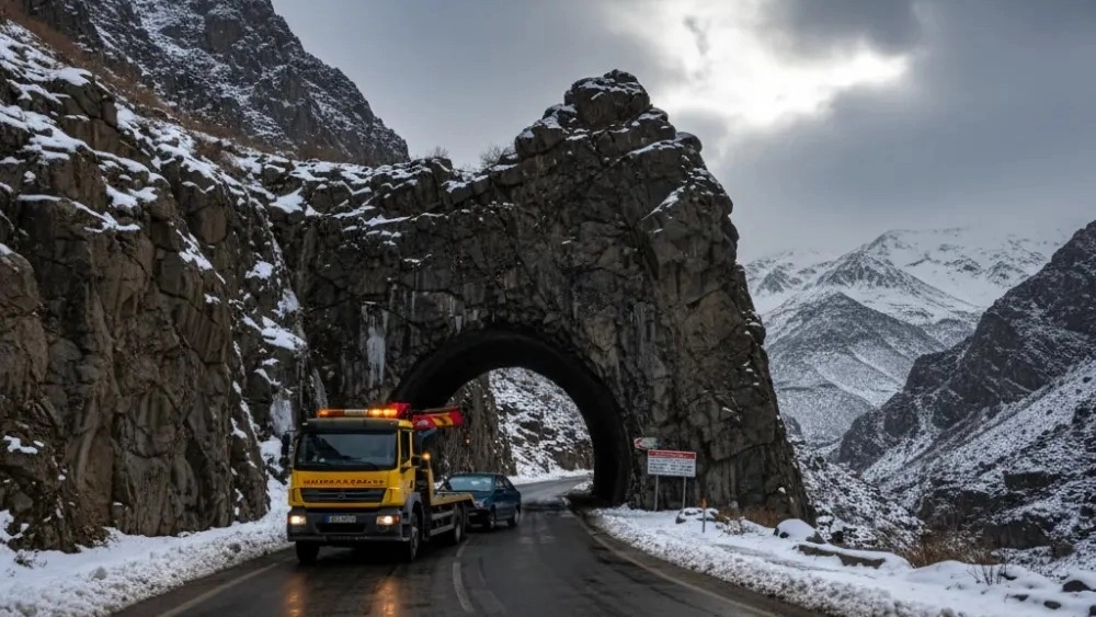 Rukh pass and Rukh tunnel in Shahrekord