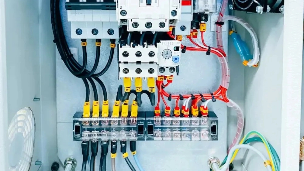 Modern electricity and industry, design and construction of industrial and construction switchboards in Mashhad