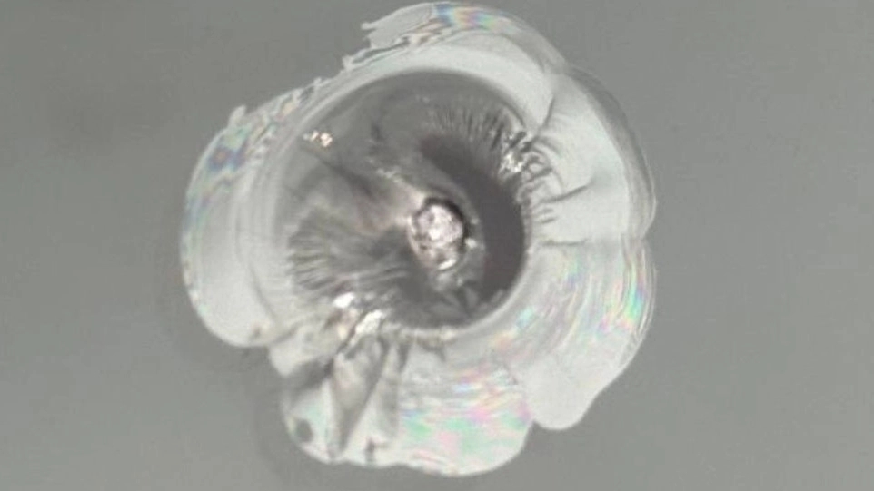 How much does it cost to repair car glass in 1405?
