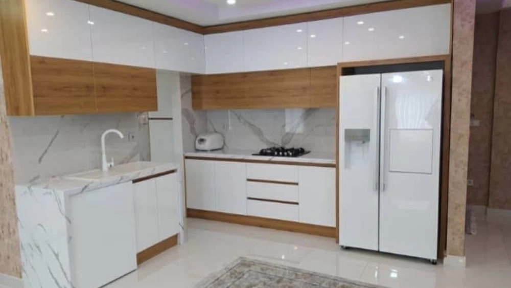Chalus'ta dolaplar ve duvar dolapları yapmak