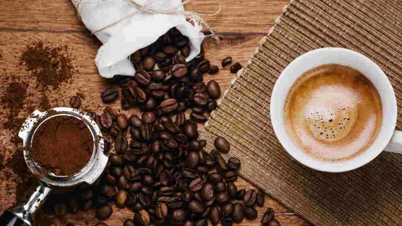 Creamy coffee and chocolate in Isfahan