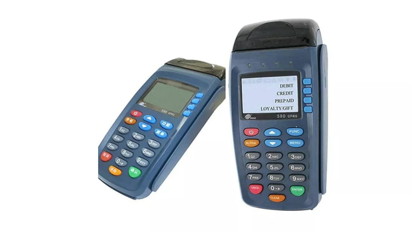 Hosseini modern mobile card reader in Yazd