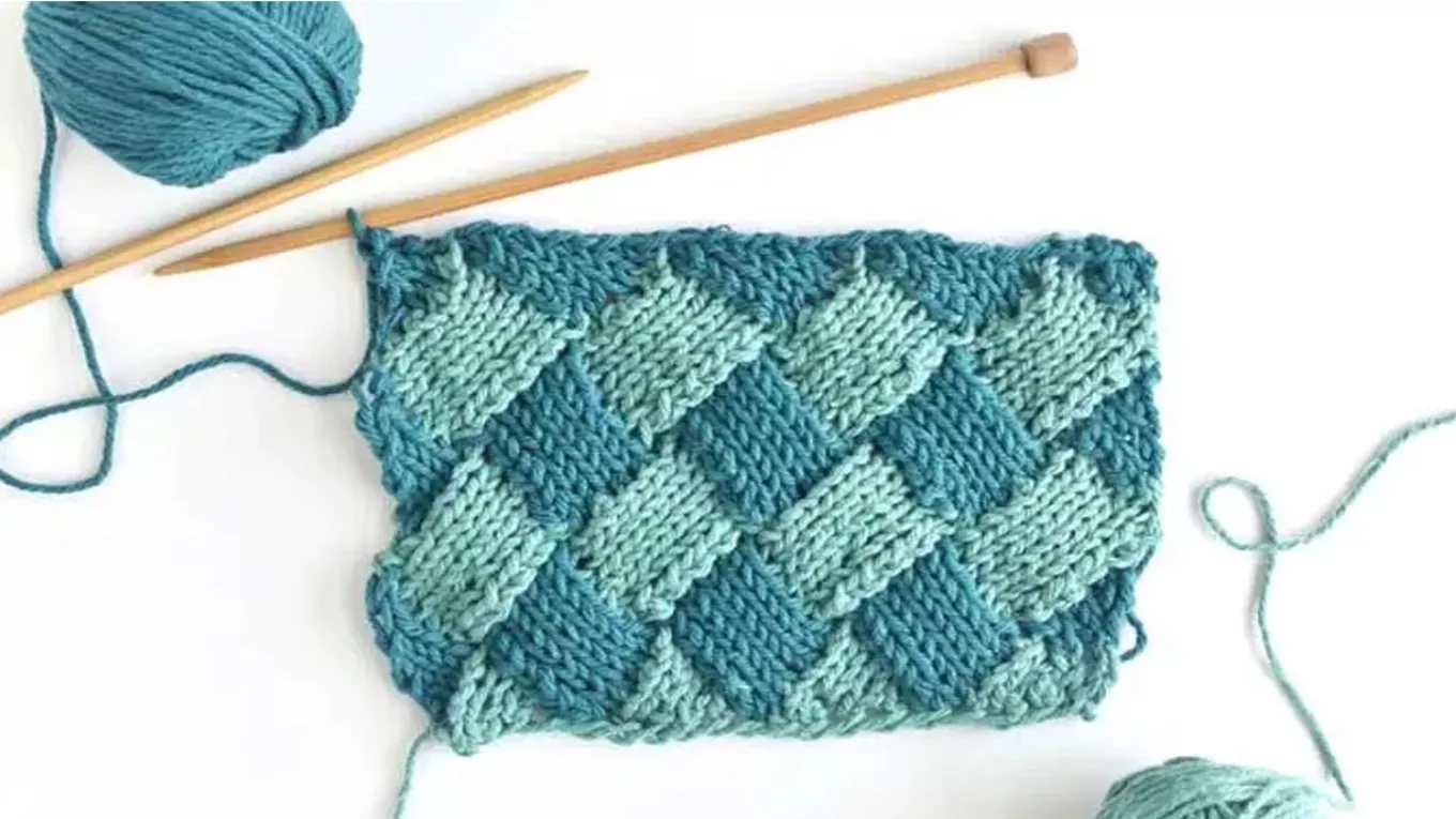 Rostgar knitting industries in Ramsar
