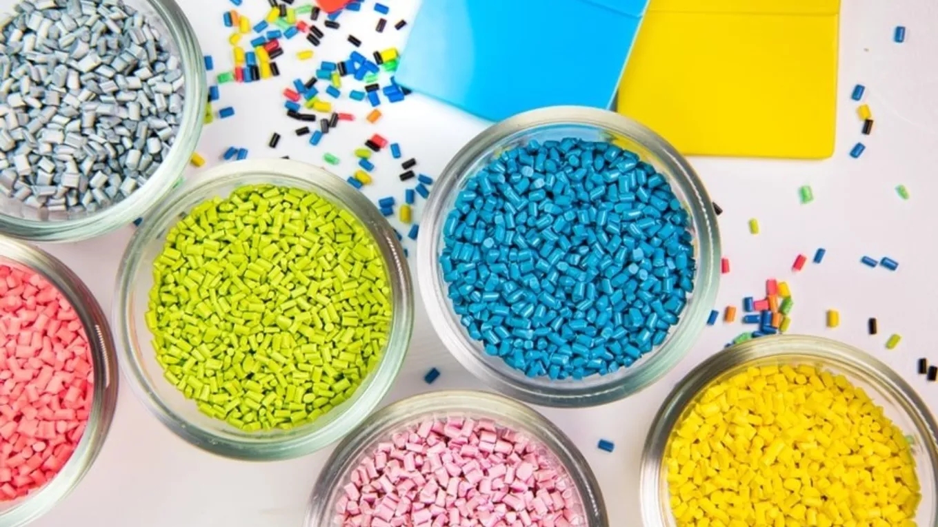 Production and sale of masterbatch and polymer additives of Novin Alvan in Isfahan