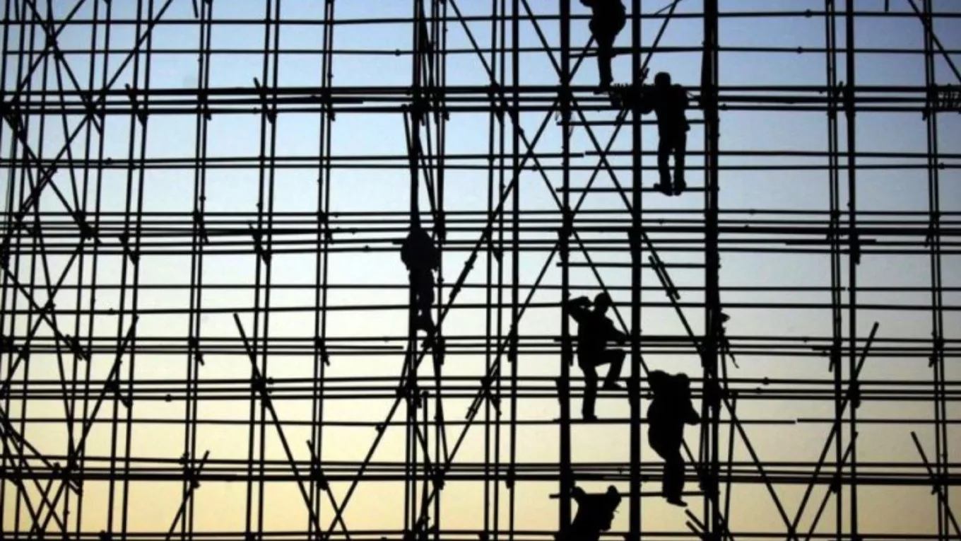 Ghadeer Scaffolding Store in Tehran