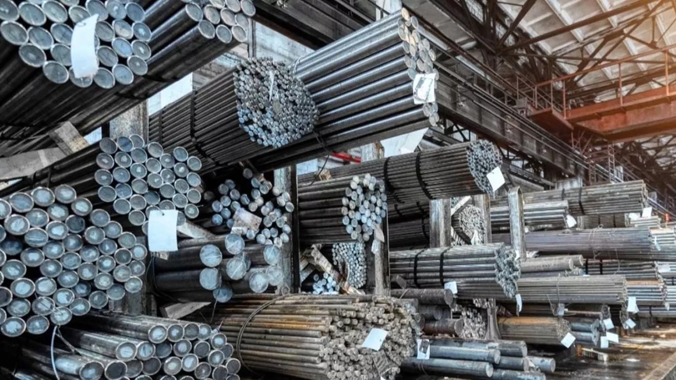 Buying and selling of used iron by Azar brothers in Rasht