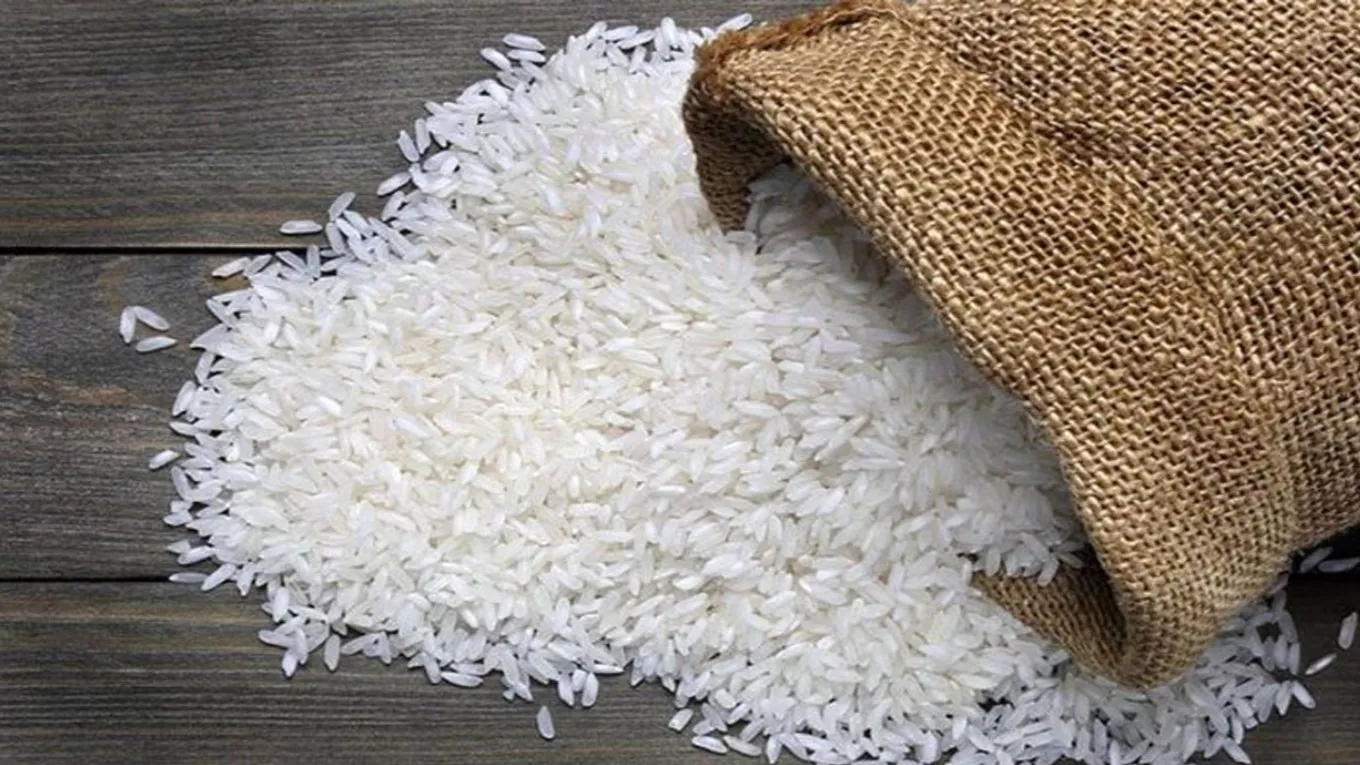 Araz rice store in Tehran