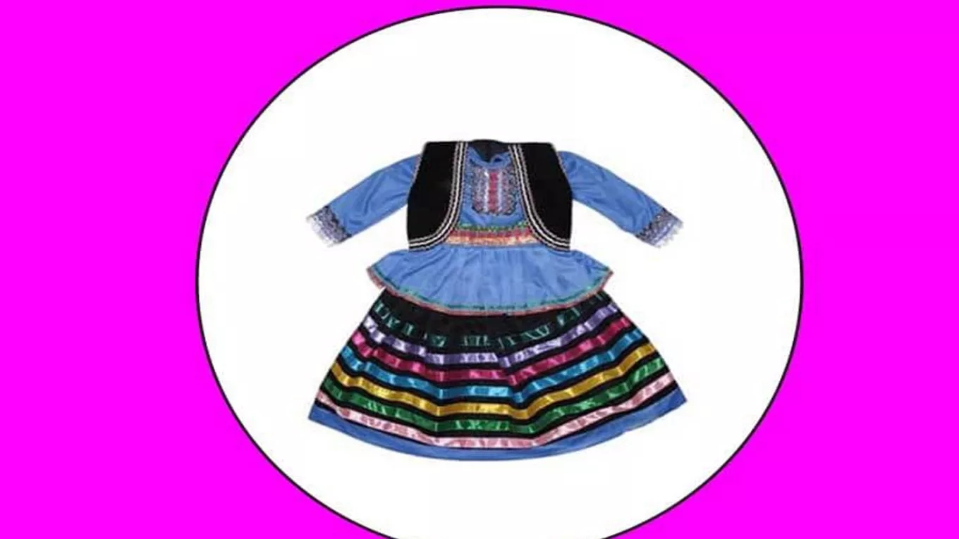 Production of local and traditional clothes of Gil Mah Rahet