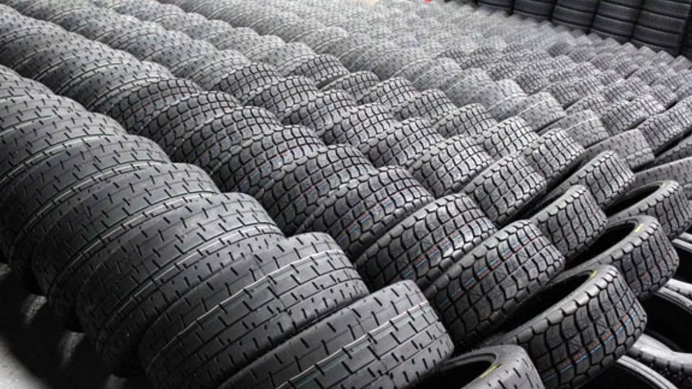 Isatis Sanat rubber manufacturing in Isfahan