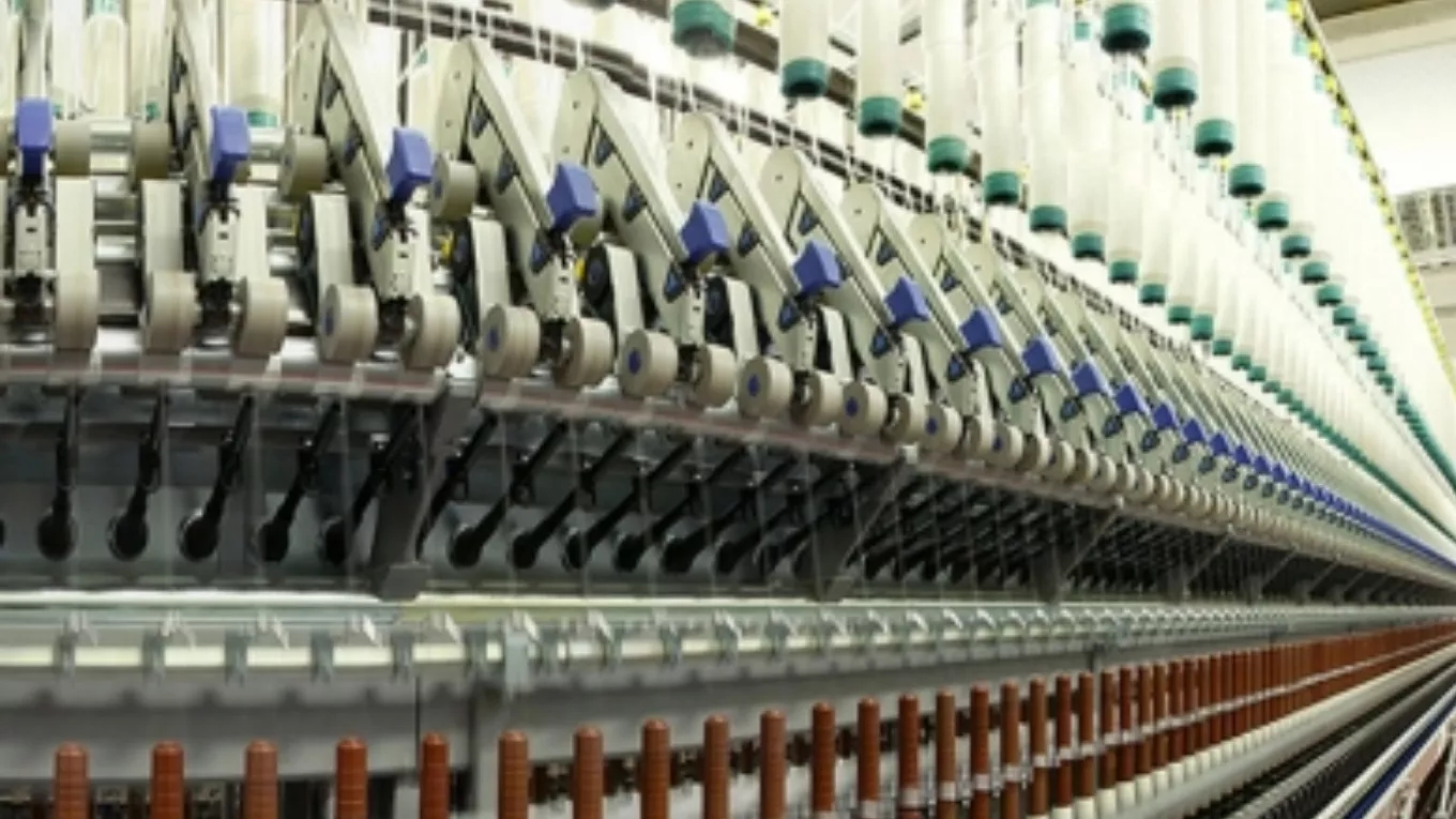Tebriz'de Kuzey-Batı tekstil makinelerinin imalatı ve montajı