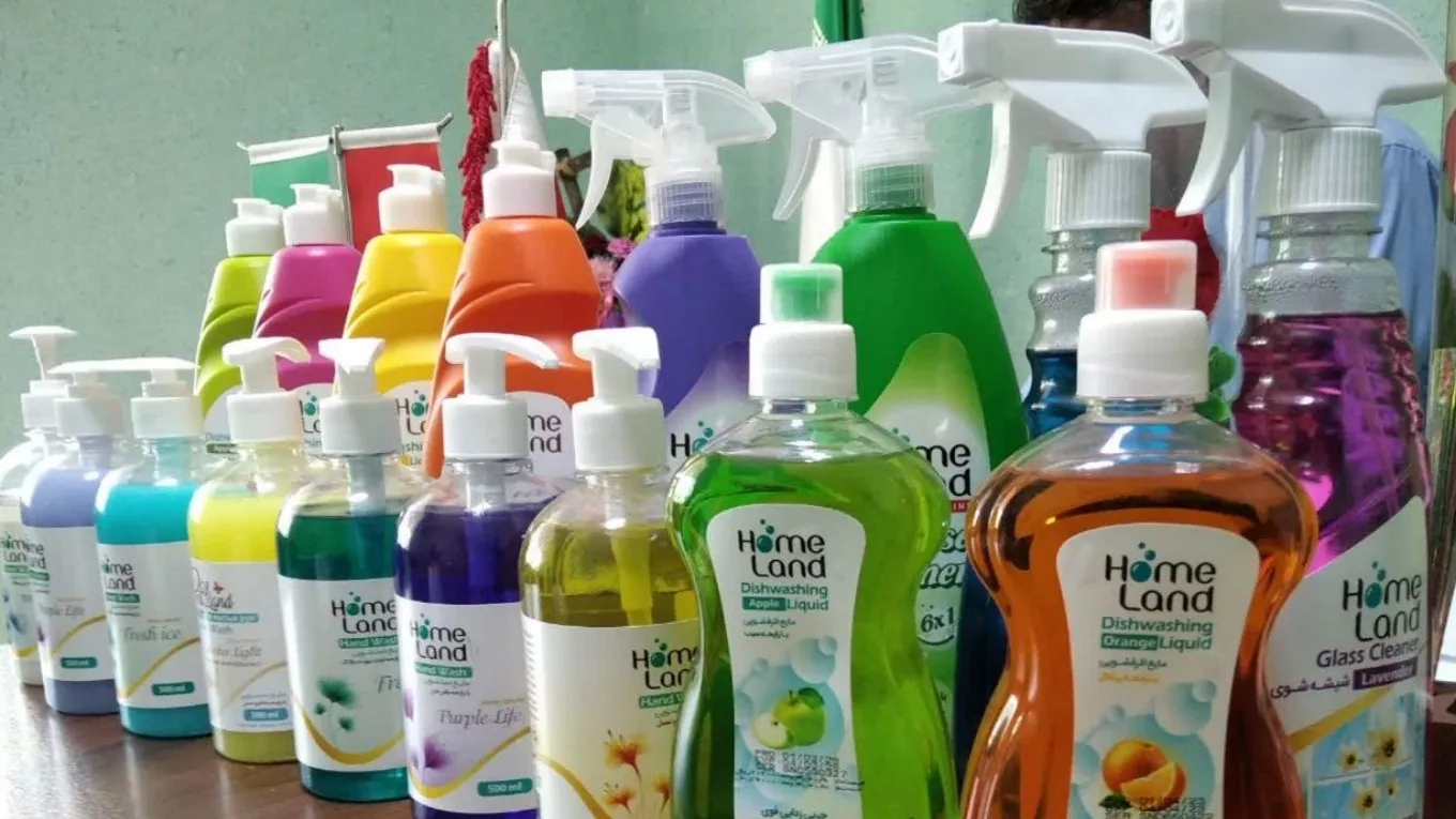 Sales representative of Taqvi detergents in Gonabad, Khorasan, Razavi