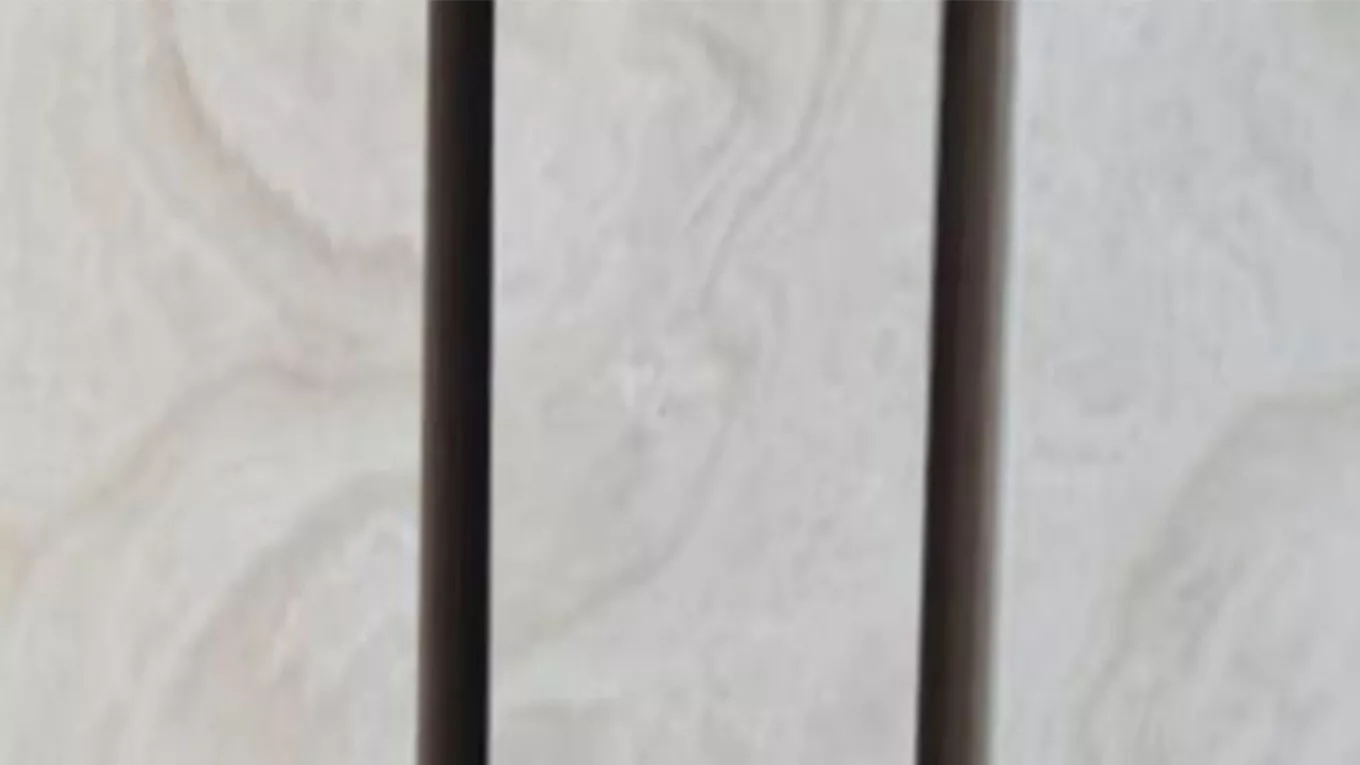 عباس آباد حجر الترافرتين