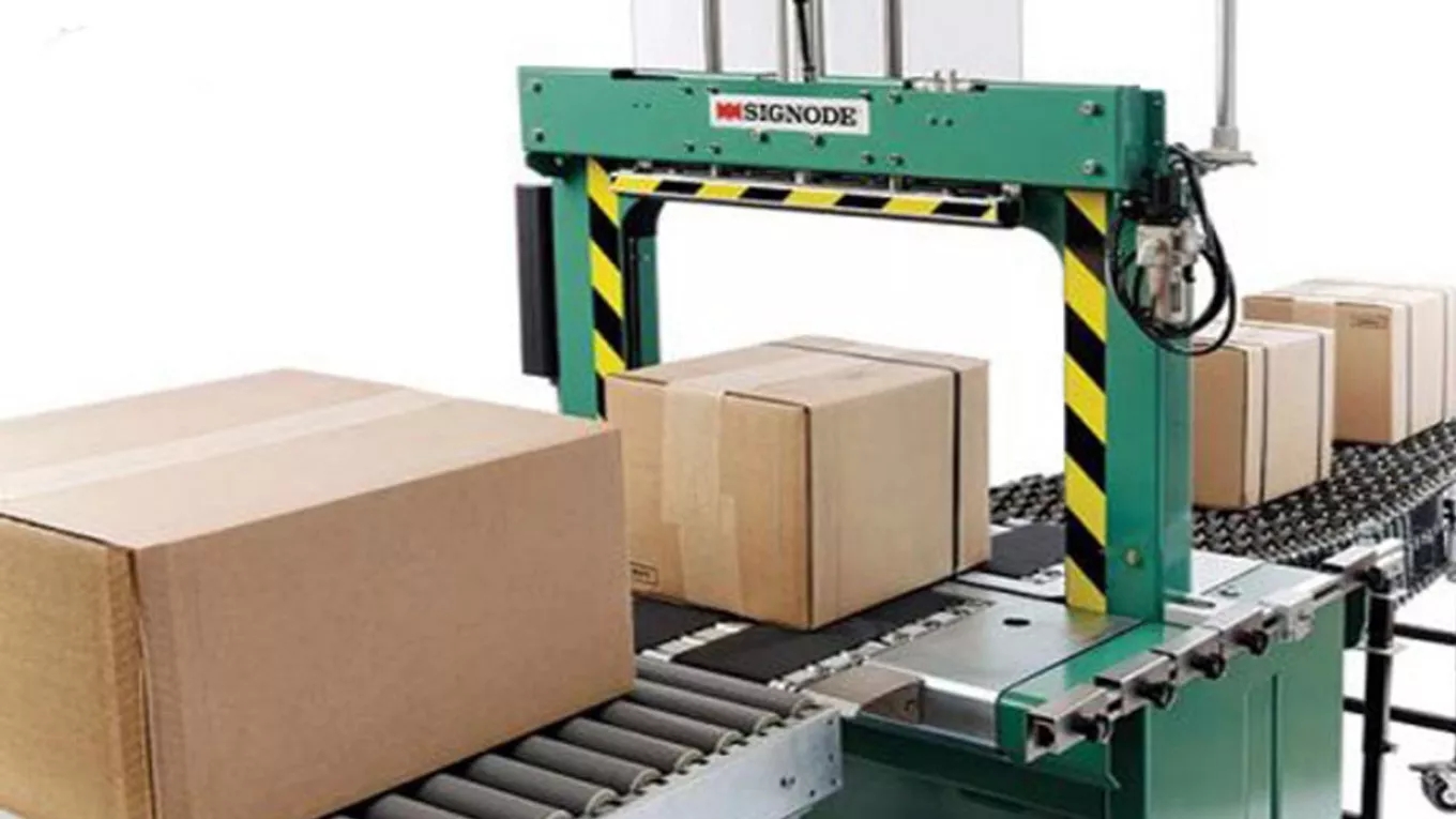 Production of strapping machines for commercial packaging, Radman Pack, Azadegan, Tehran