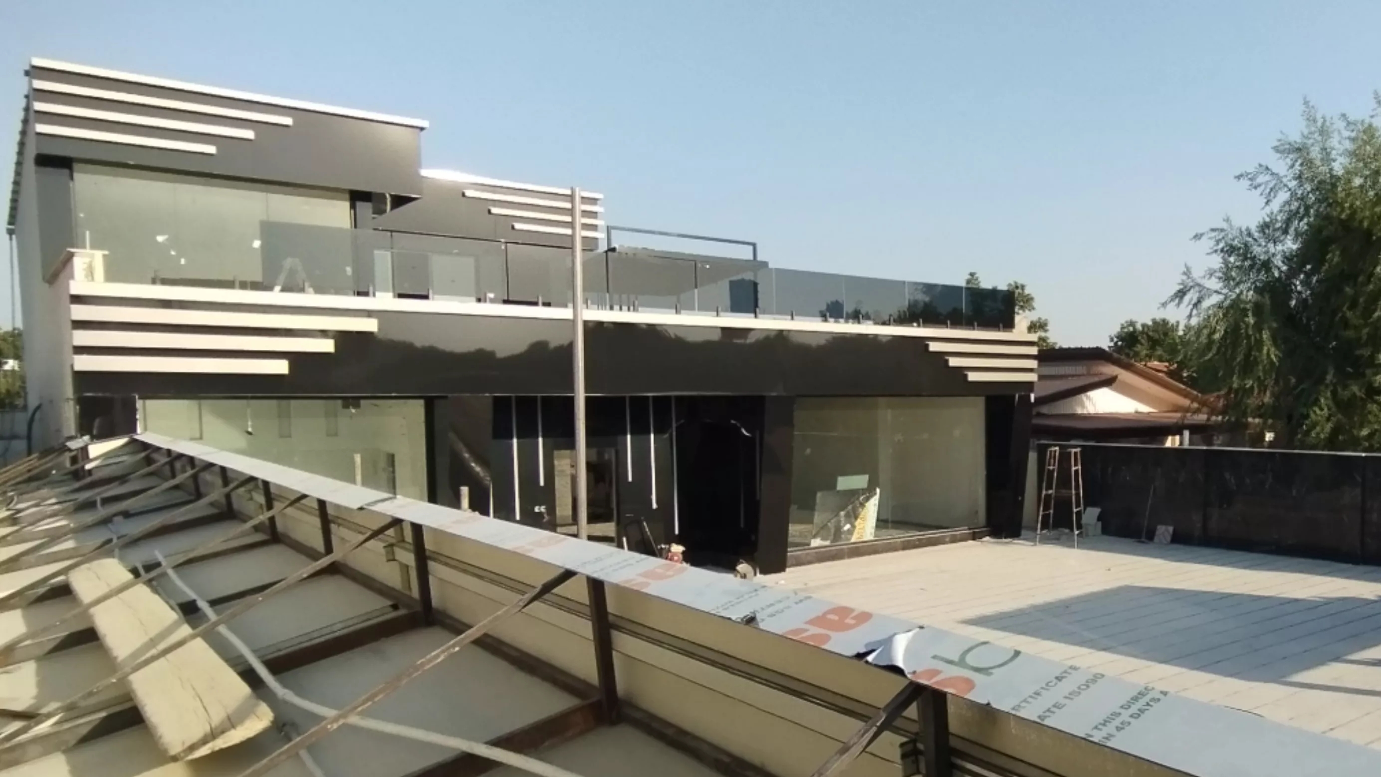 Implementation of modern duplex villa composite