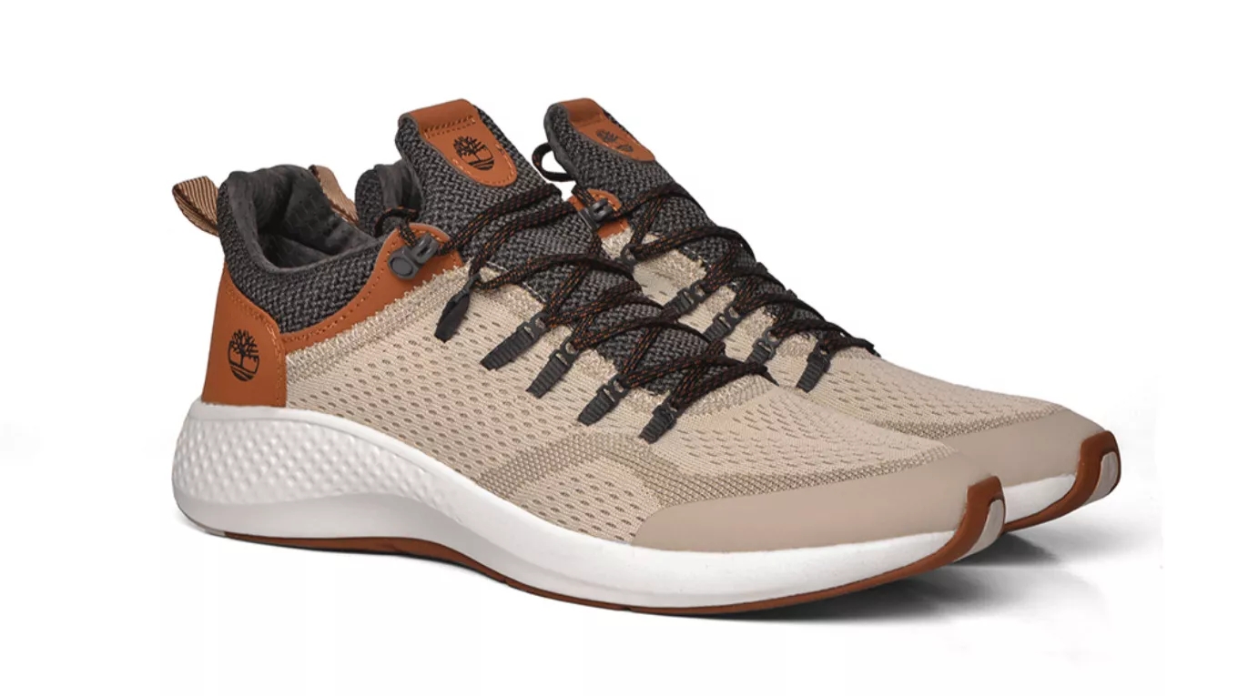 Professional sports shoes and ways to recognize them